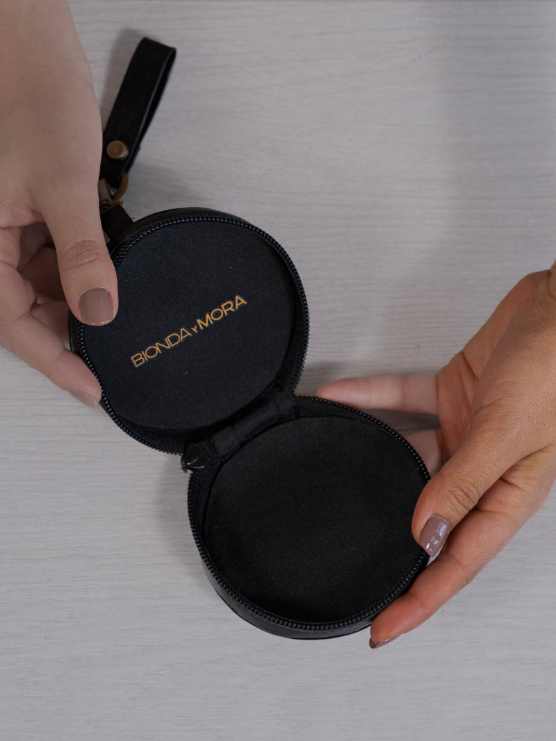 Estuche Circular en Cuero Alma