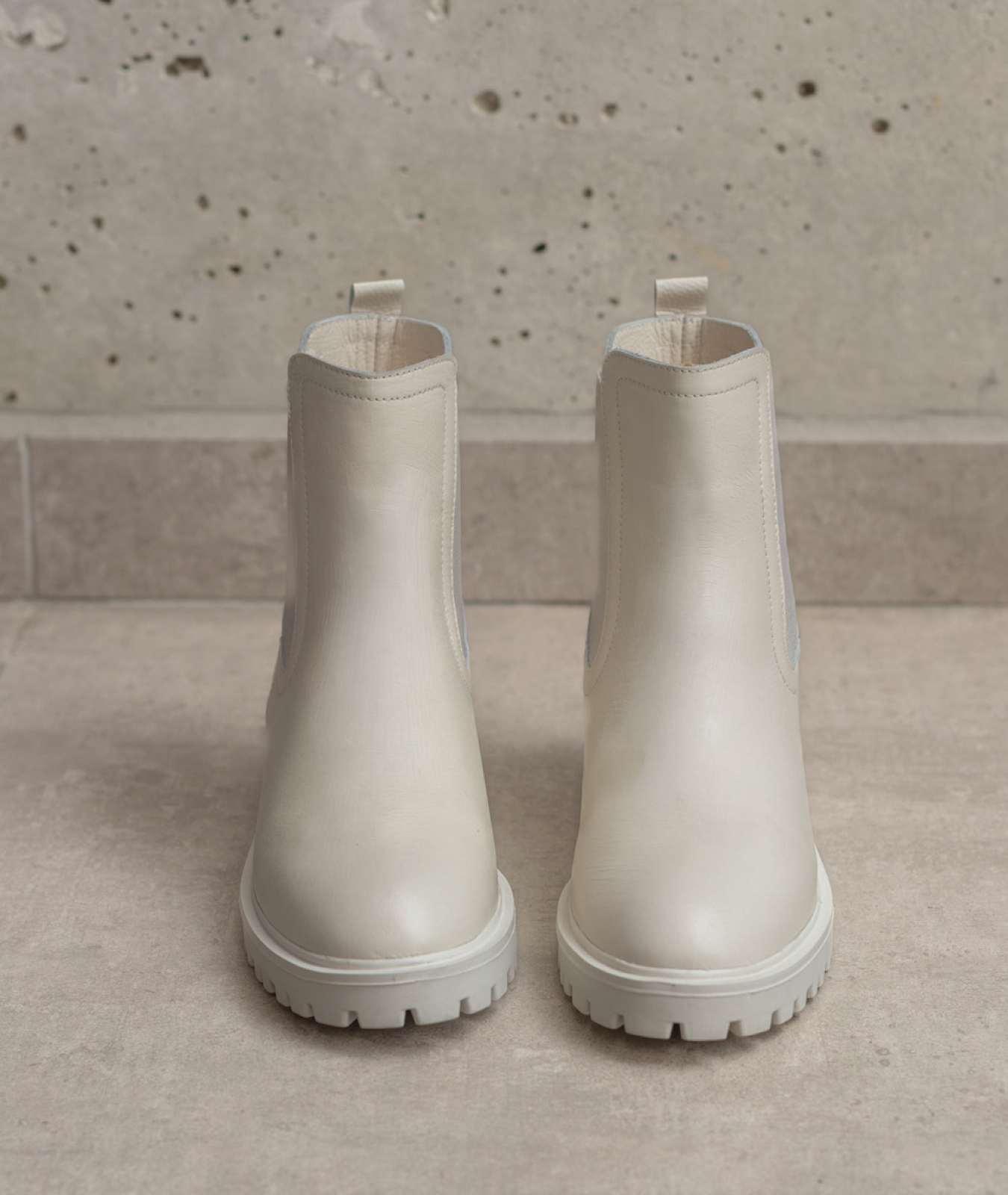 Botín Nova Marfil (Blanco Hueso) con Estilo Chelsea