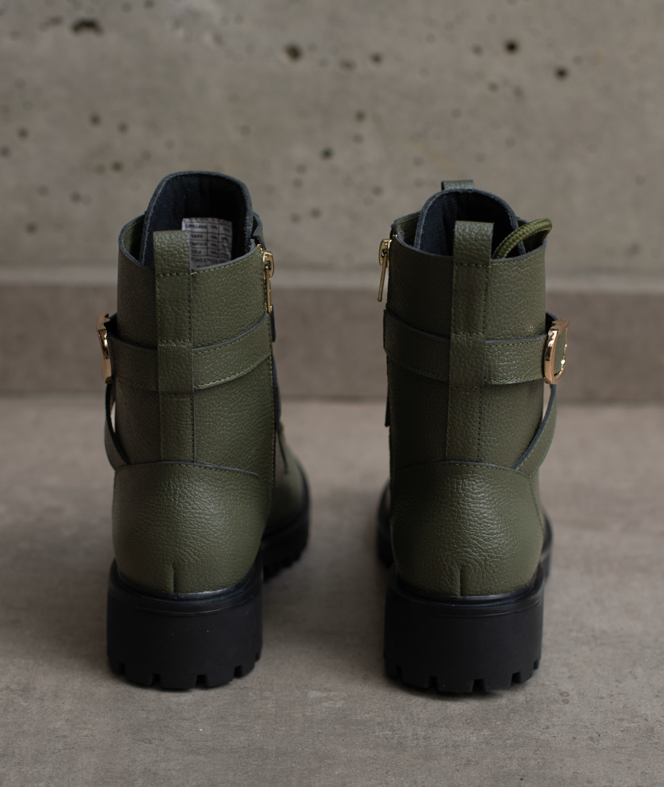 Botín Sienna Verde con Estilo Militar