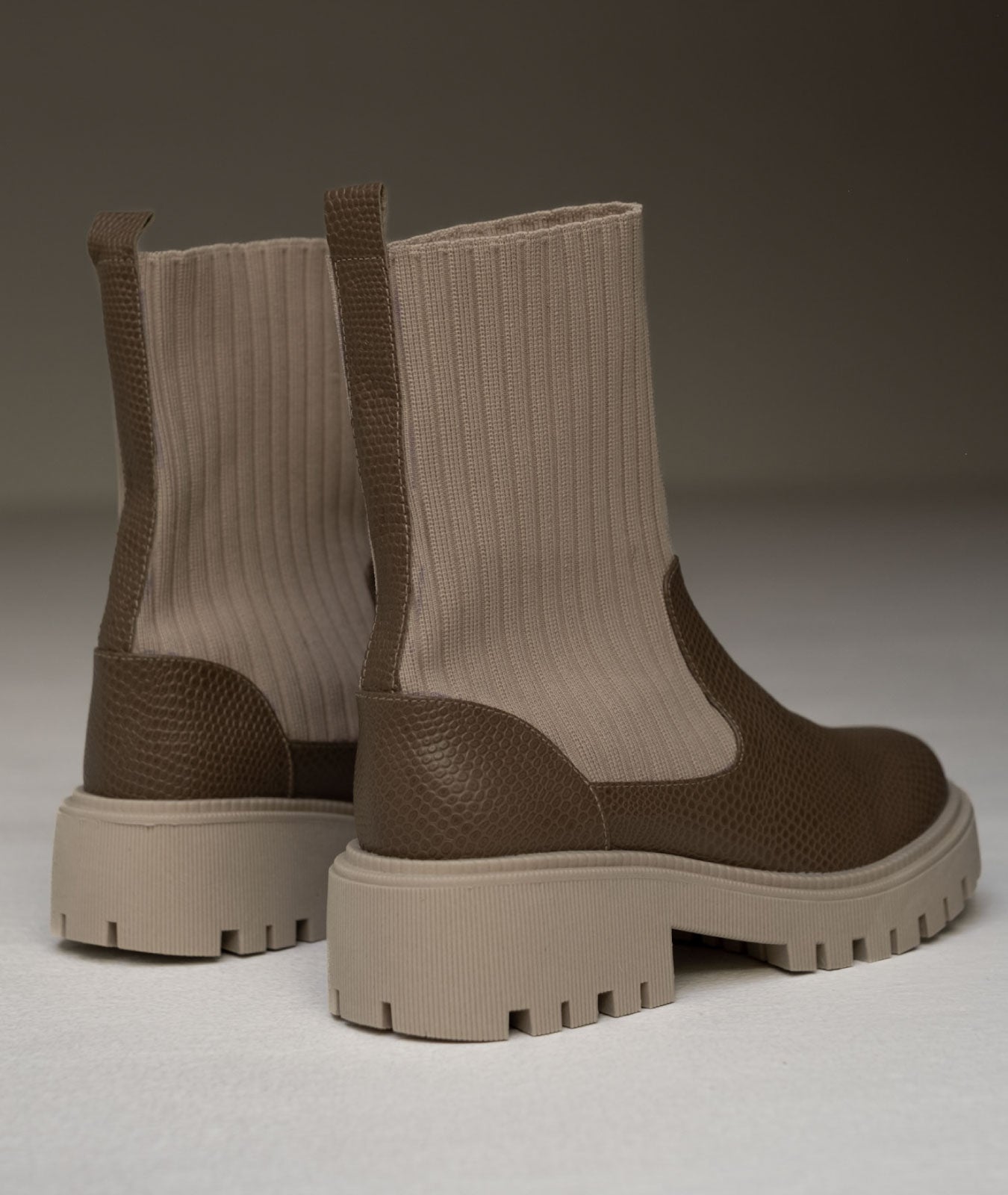 Botín Roma mocca – Sock boot en cuero genuino