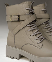 Botas de cuero Sienna beige – Sofisticación natural y hecha a mano