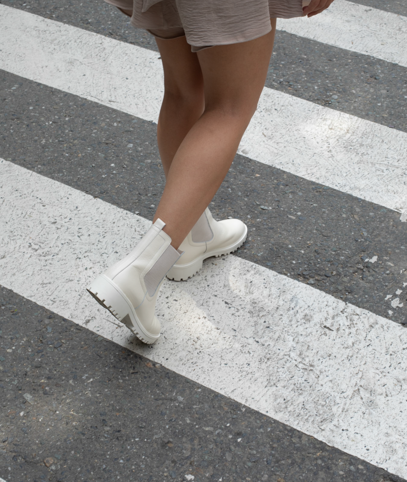 Botín Nova Marfil (Blanco Hueso) con Estilo Chelsea