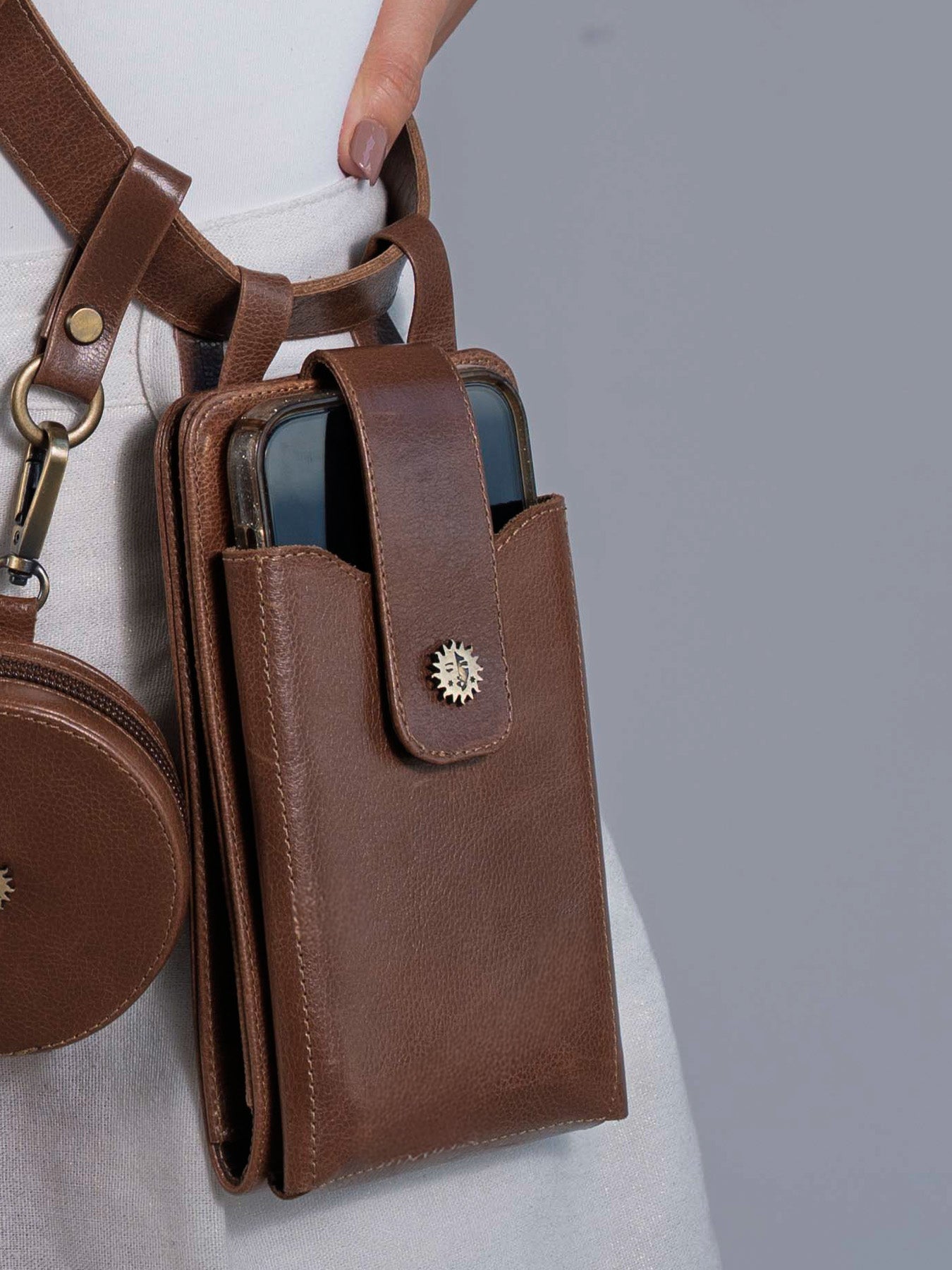 Bolso Portacelular y Correa Felicia