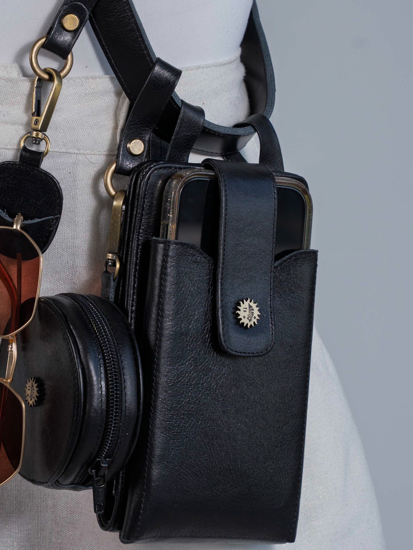 Bolso Portacelular y Correa Felicia