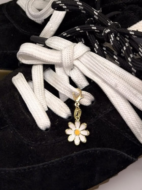 Charm "Amuleto Flor"